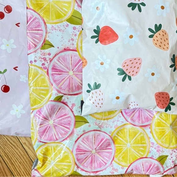 Lemonade 🍋 Poly Mailer’s 10x13 Pack of 25 - Picture 4 of 8